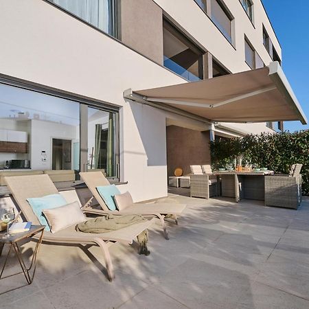 Brand New 1 Bedroom Apartment With Backyard Near The Beach! Poreč Zewnętrze zdjęcie